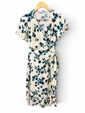 Seraphine Women's Maternity Nursing Wrap Dress Floral Size US 4 EUC
